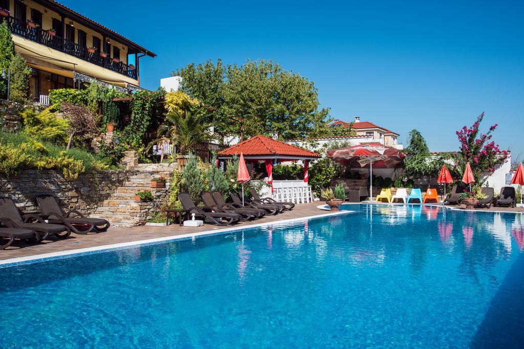 Chiflika Family Hotel Асеновград Экстерьер фото